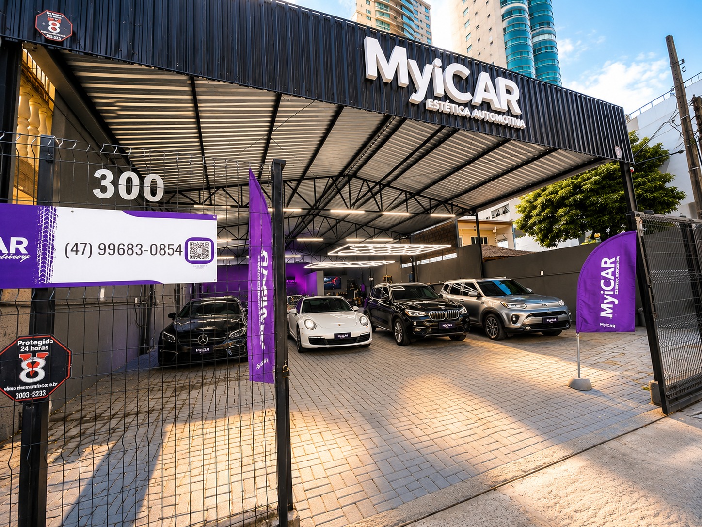 Fachada do studio MyiCAR em Balneário Camboriú